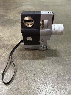Vintage Sankyo Auto 4X 8mm Movie Camera Japan